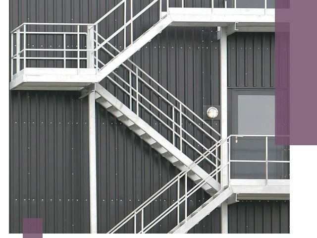 Изготовление и монтаж пожарных лестниц в Гулькевичах быстро и надежно