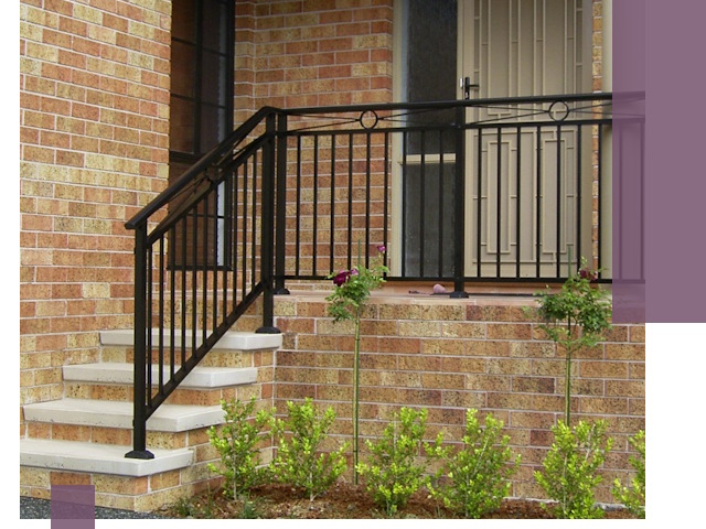 Уличные перила из металла под ключ в Гулькевичах