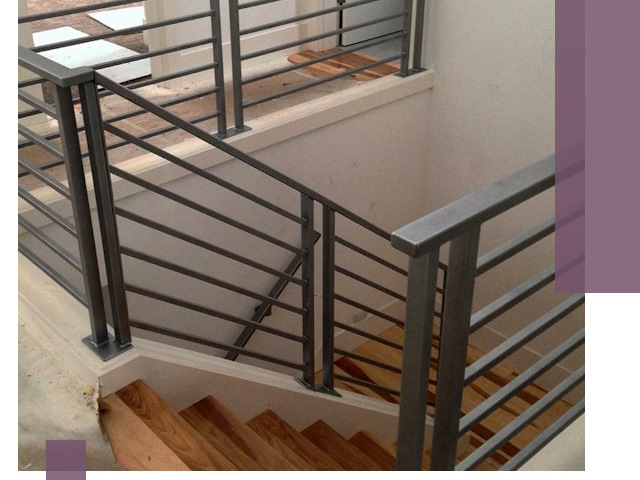 Изготовление поручней из металла и дерева в Гулькевичах